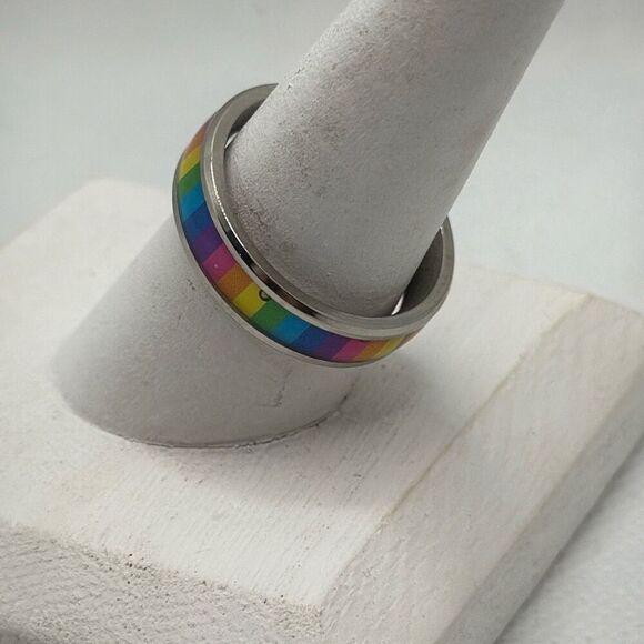 NWOT Size 12 Metallic silver titanium steel band with rainbow enamel - Picture 2 of 4